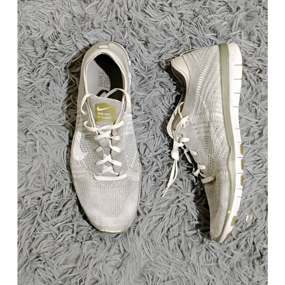 Nike Women’s Lightweight Flyknit Running Shoes - Light Gray with Olive Accents